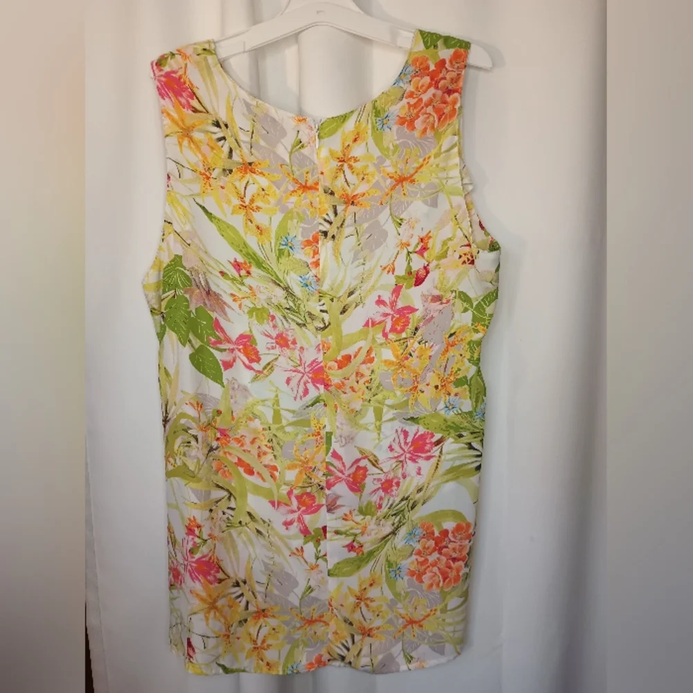 Rose Olive Tropical Floral Sleeveless Blouse Top 1X Green Flowy Office Summer - Picture 3 of 9